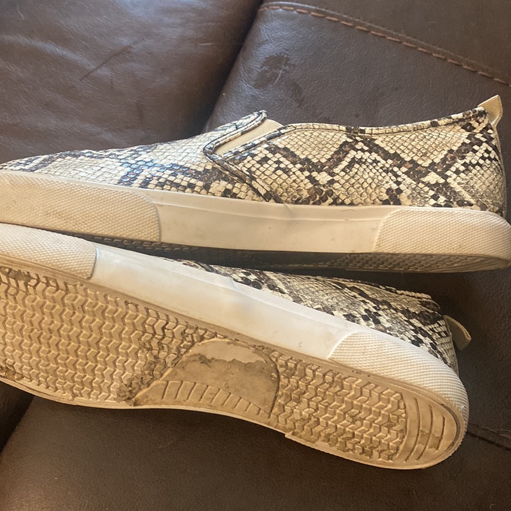 Snake Print Sneakers - Picture 4 of 9
